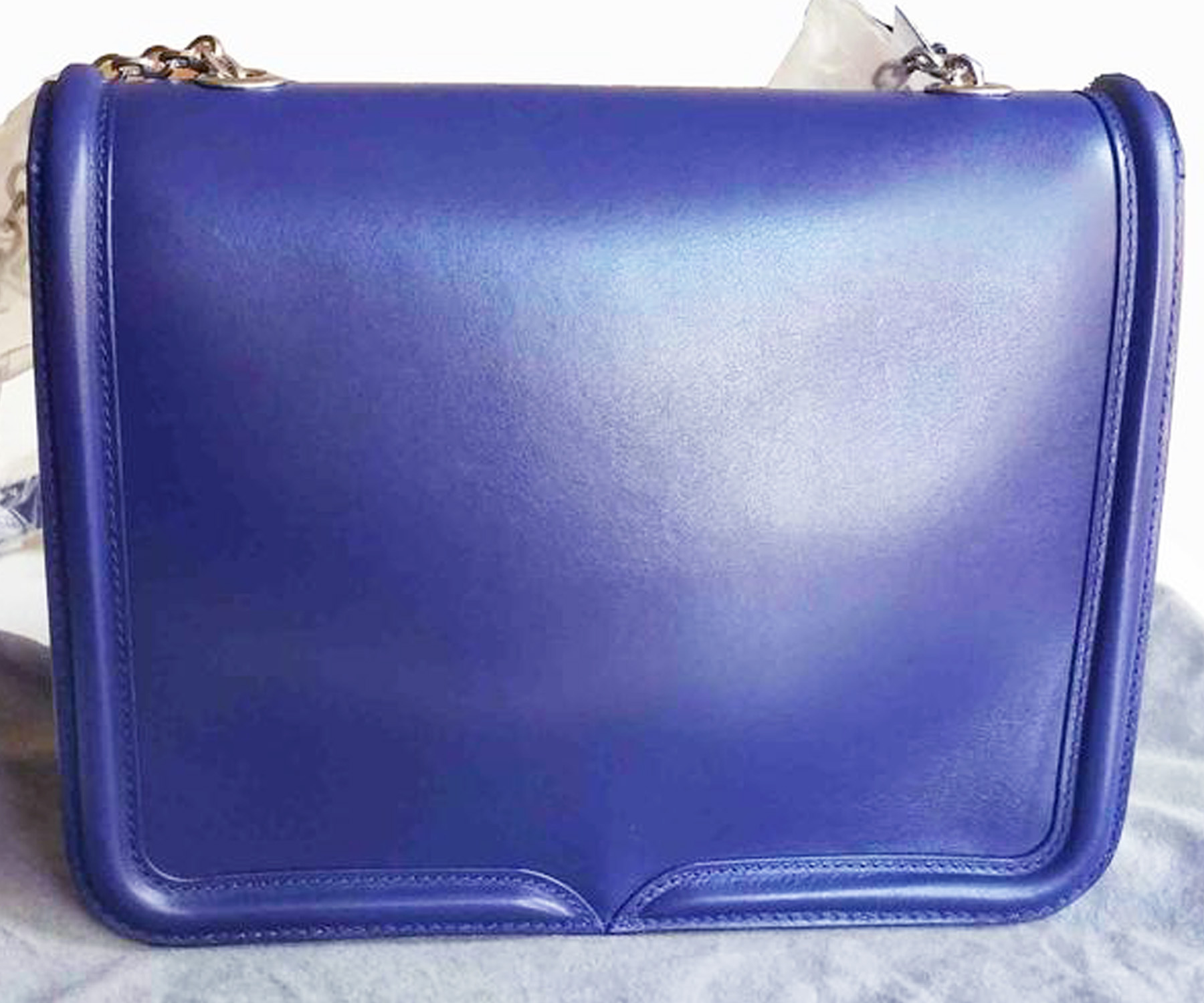 Alexander McQueen Brand New Blue Crystal Lucite Heroine Satchel as seen on Elizabeth Olsen and Lily Collins - Image 4