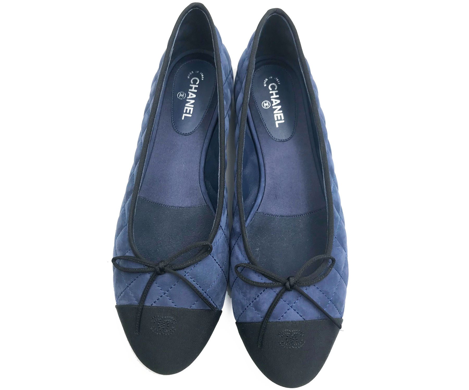 Chanel Brand New Blue Black Leather Ballerina Flats - Image 3