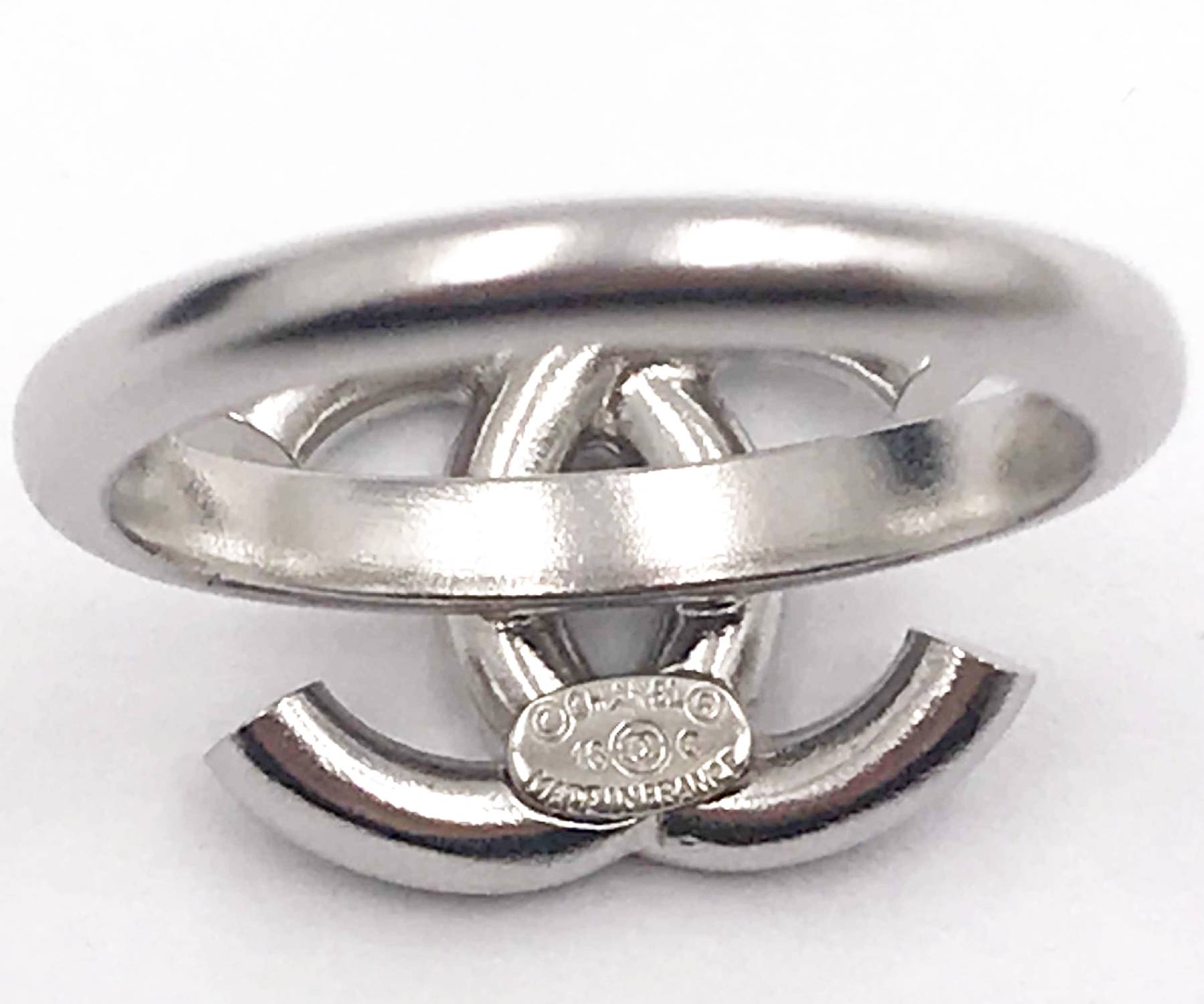 Chanel Silver CC Blue Green Enamel Ring - Image 3