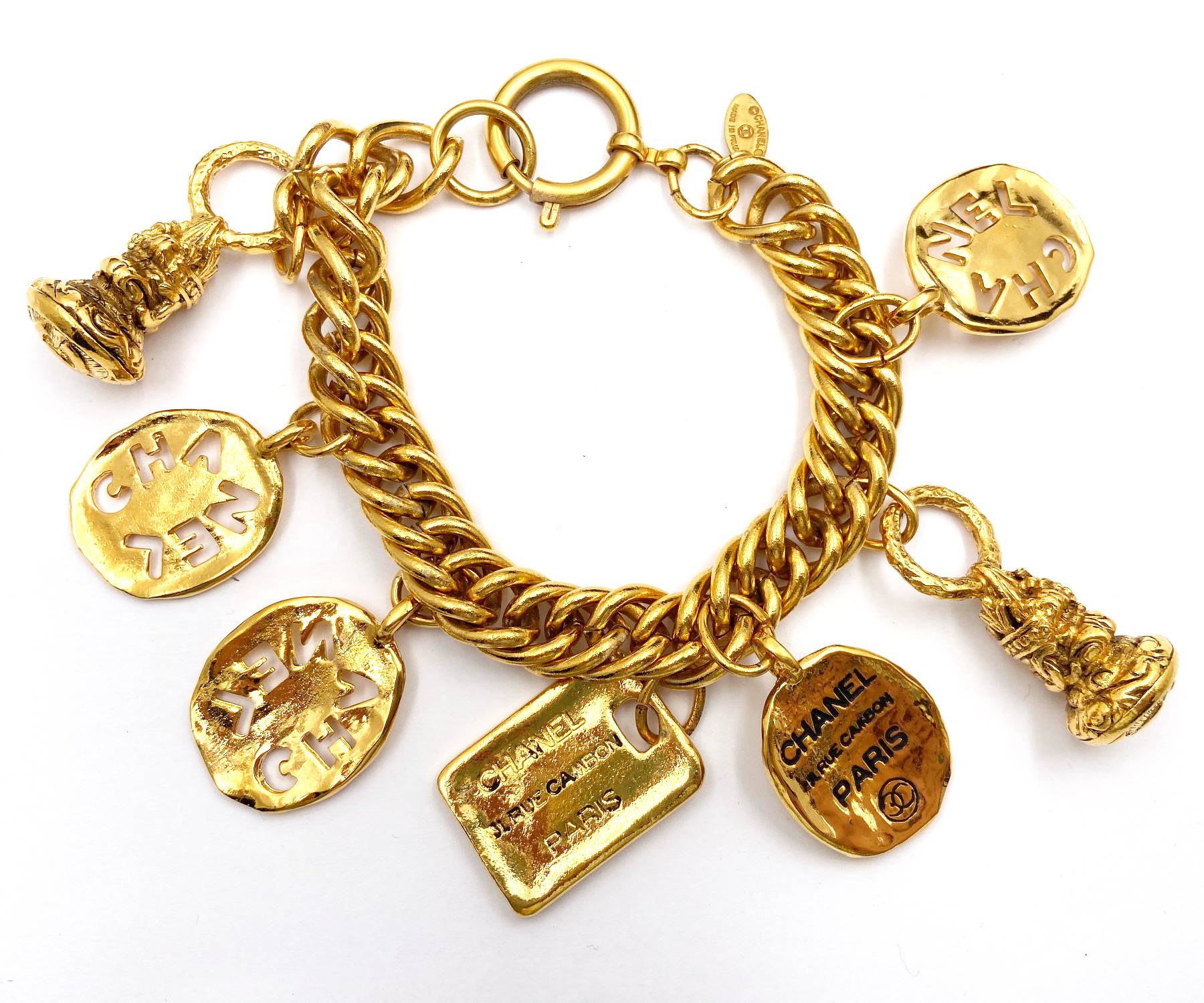 Chanel Vintage 24K Gold Plated Dog Tag CC Motif Charm Chain Bracelet - Image 3