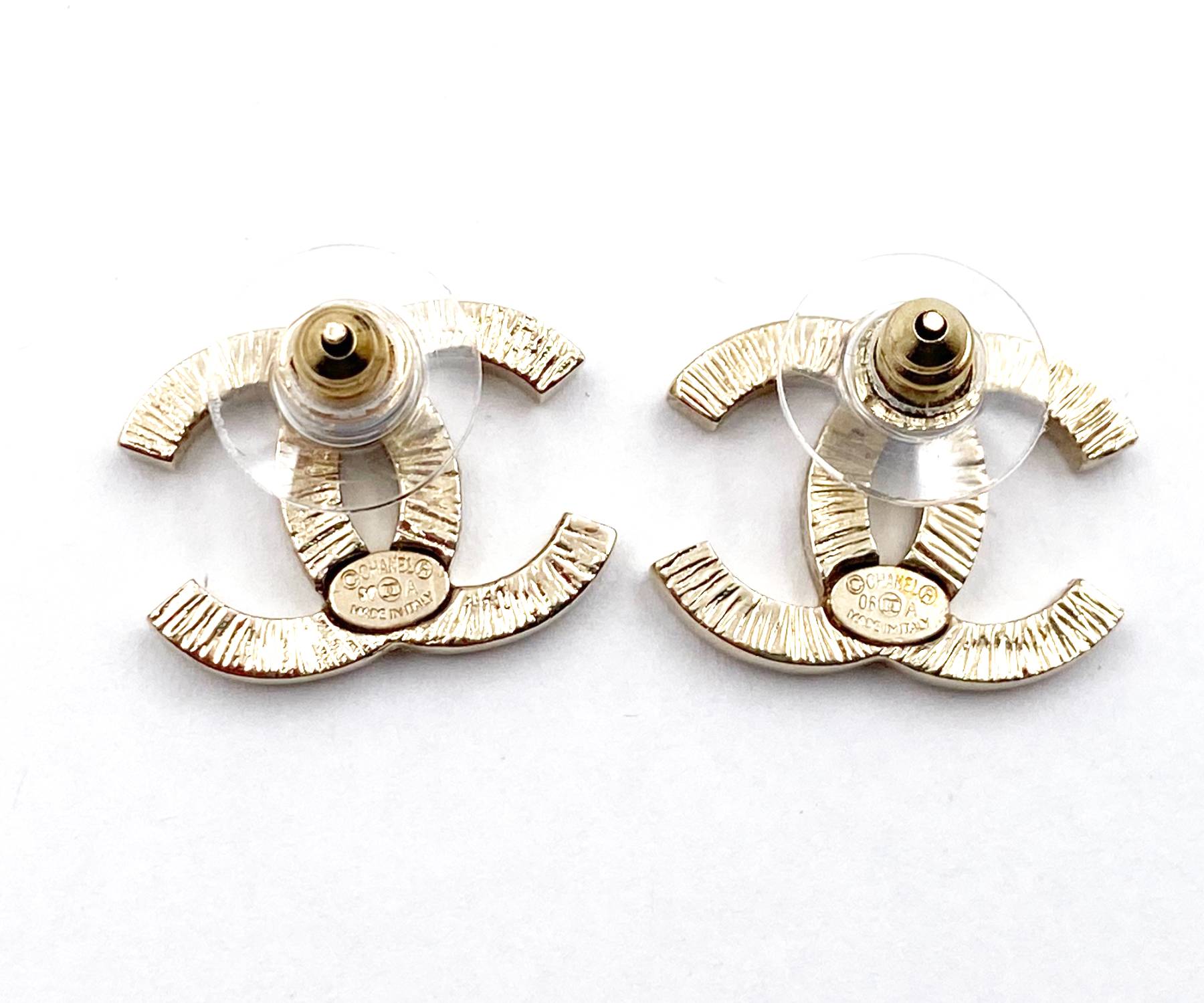 Chanel Gold CC Pink Crystal Piercing Earrings - Image 3