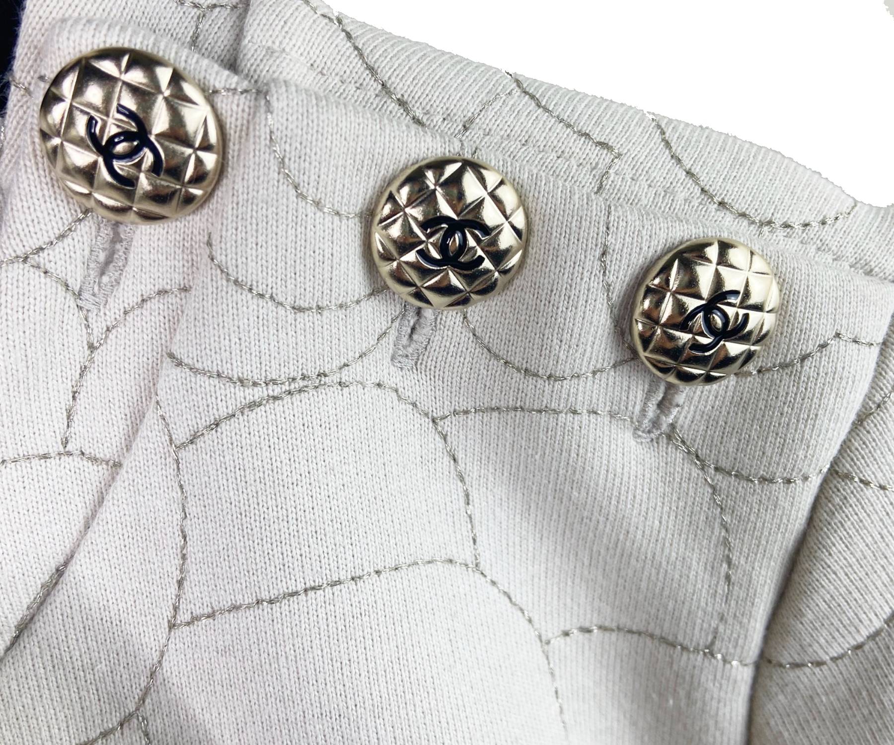 Chanel Brand New Beige Gold Camellia Stitching Sweatshirt - Image 3