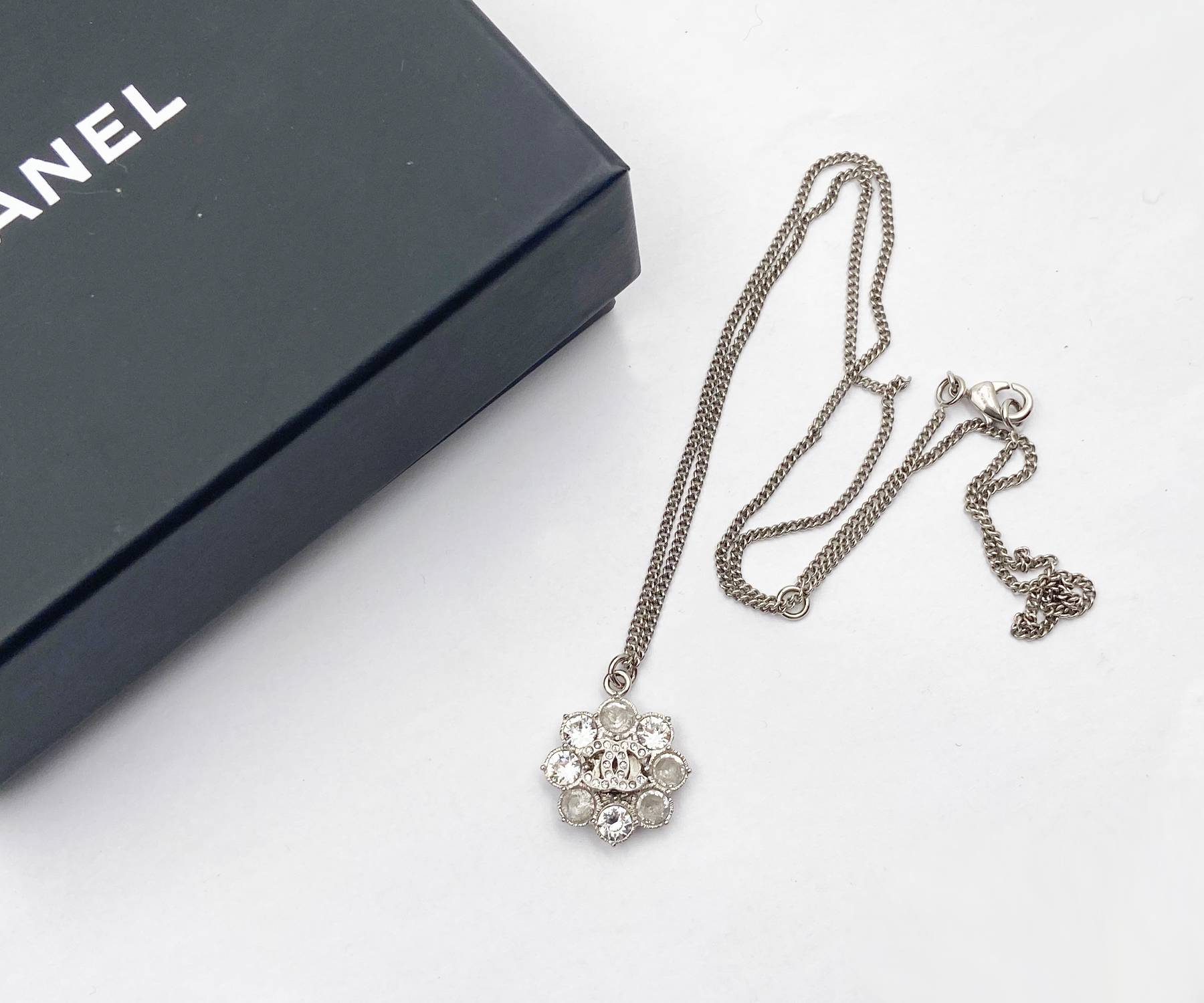 Chanel Silver CC Snowflake Silver Grey Crystal Necklace - Image 2
