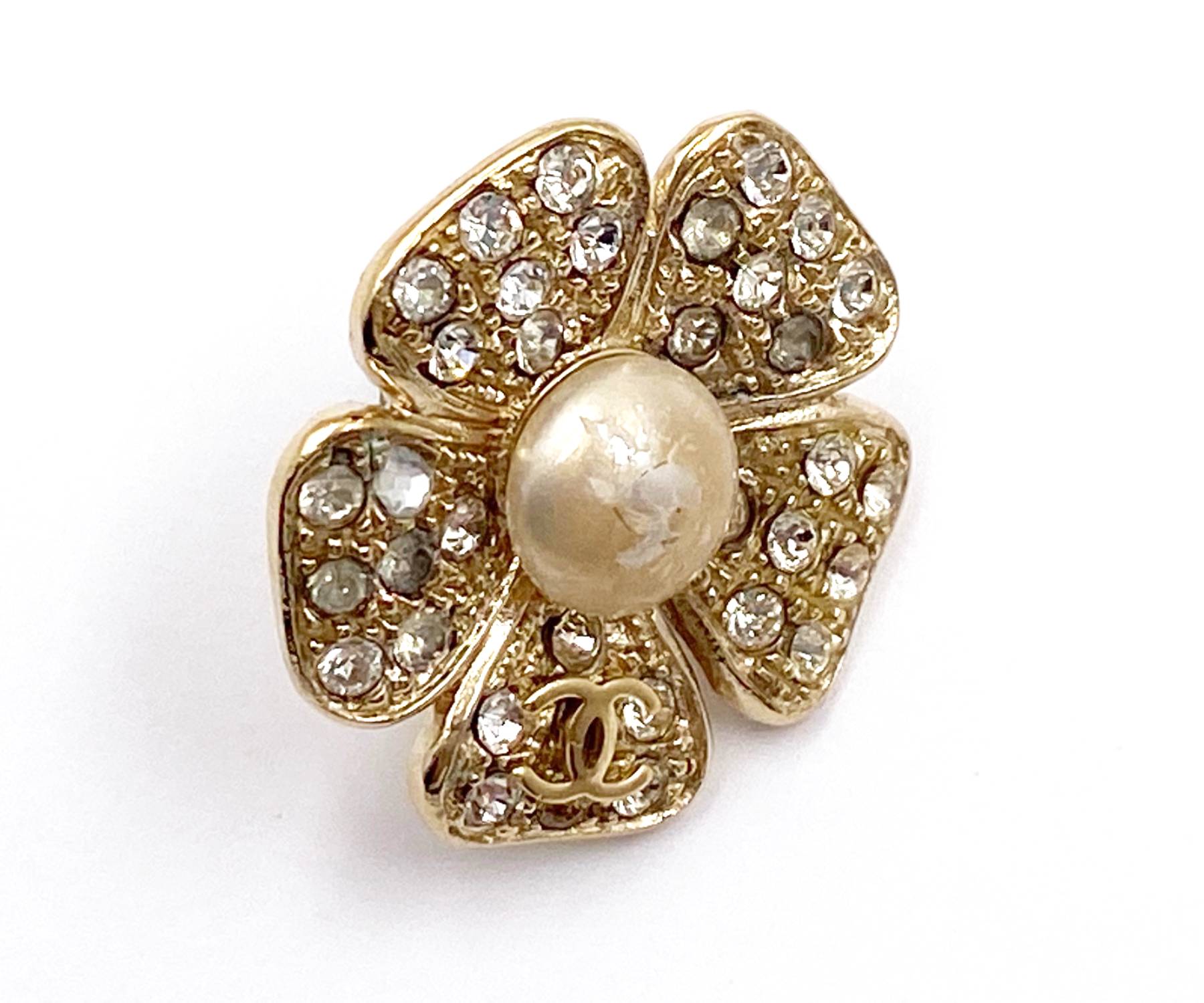Chanel Vintage Classic Gold Plated CC Flower Pearl Crystal Pin - Image 4