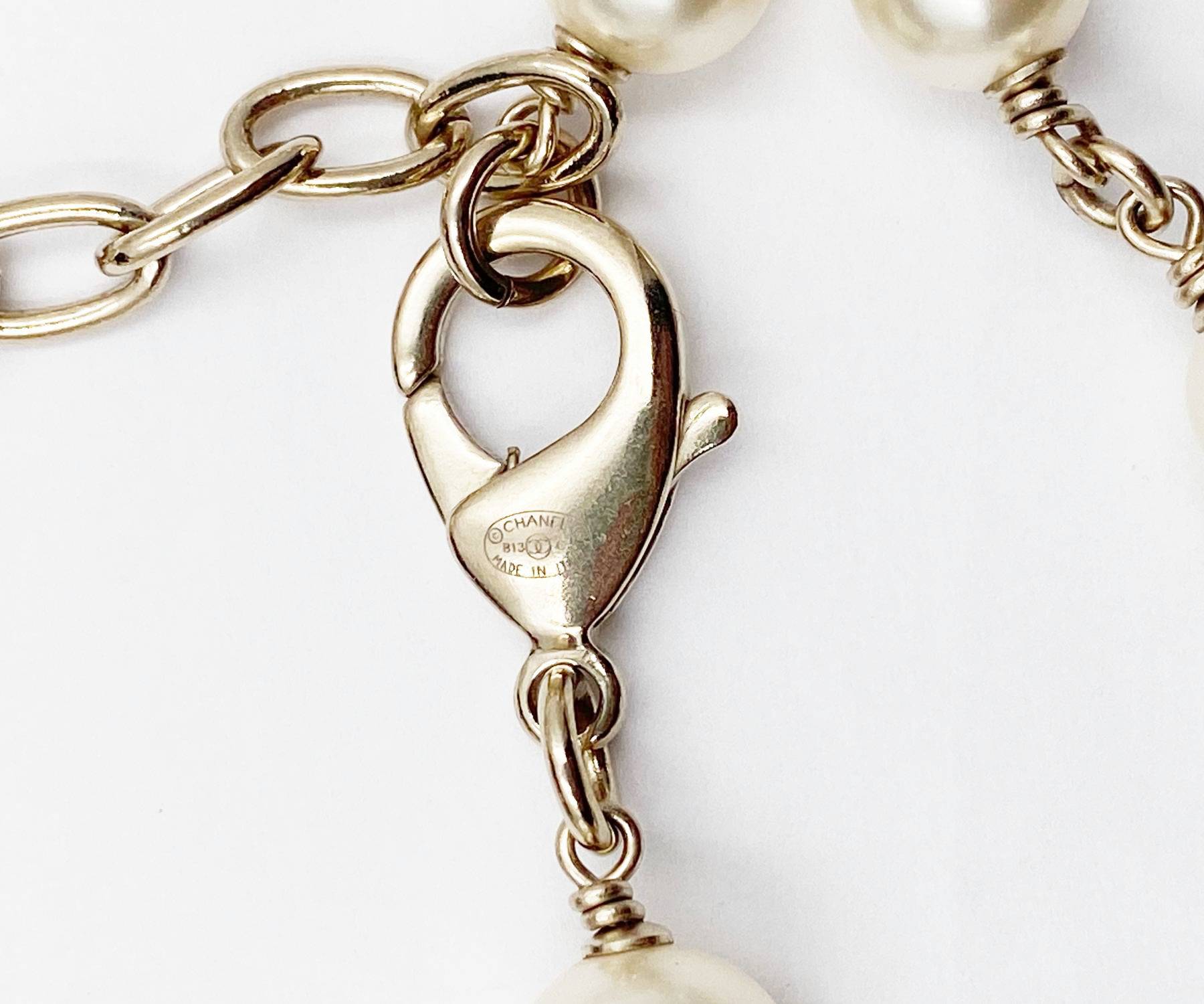 Chanel Gold CC Pastel Flowers Pearl Necklace - Image 4