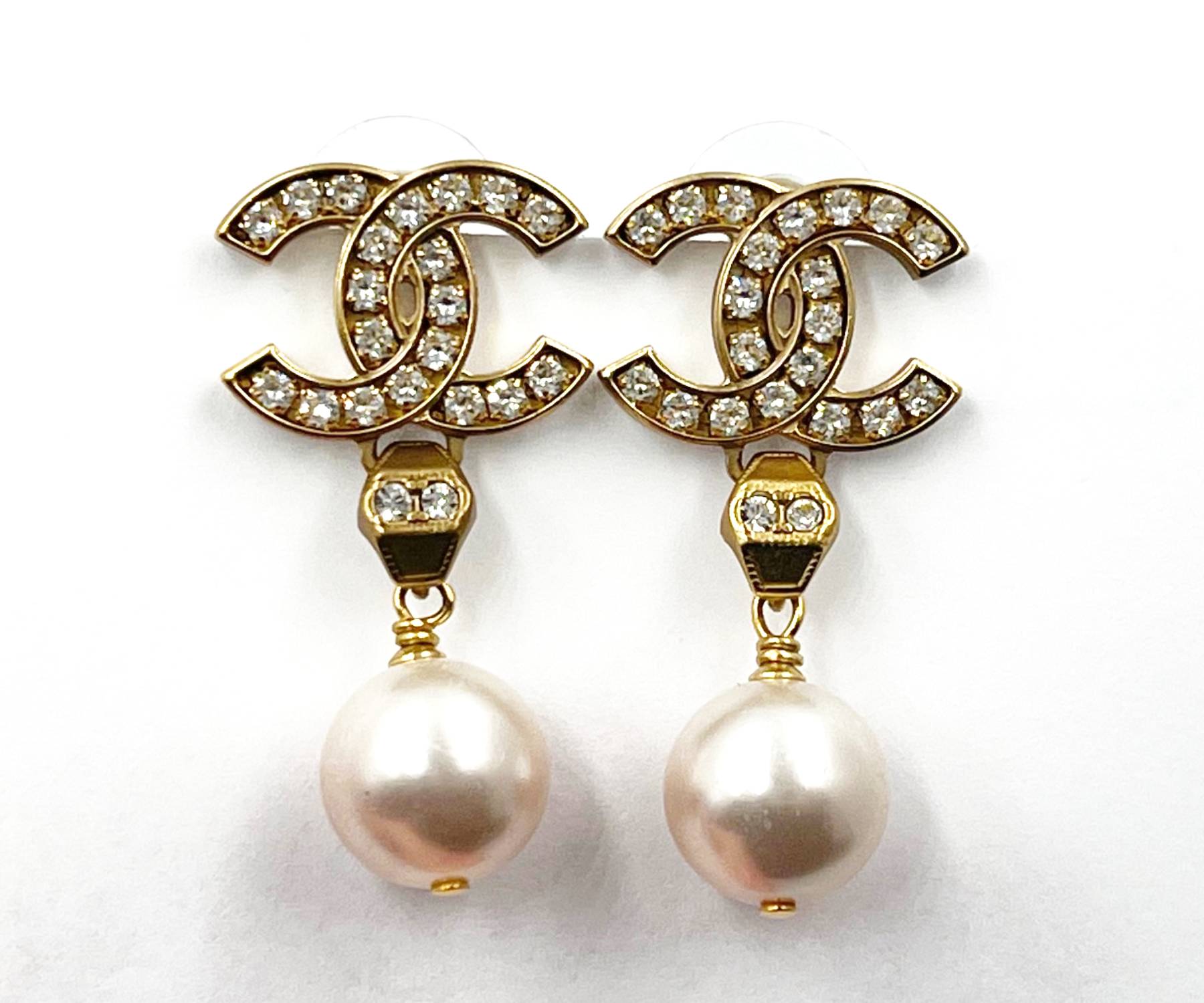Chanel Gold Plated CC Crystal Medal Pearl Dangle Piercing Earrings