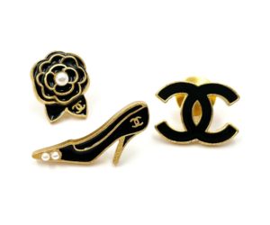 Chanel Vintage Gold Plated Black CC Heel Camellia Pins