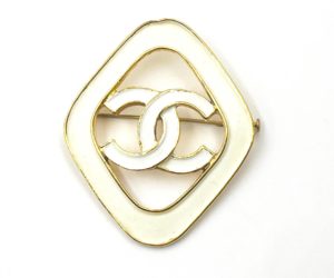 Chanel Rare Vintage Gold Plated Argyle White CC Brooch