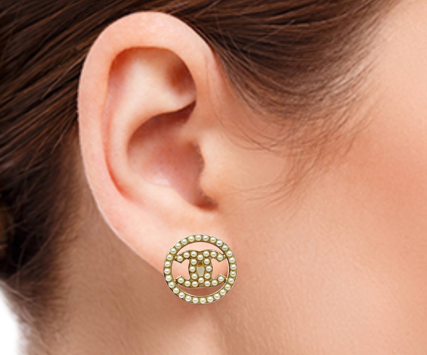 Chanel Gold CC Mini Pearl Round Piercing Earrings - Image 2