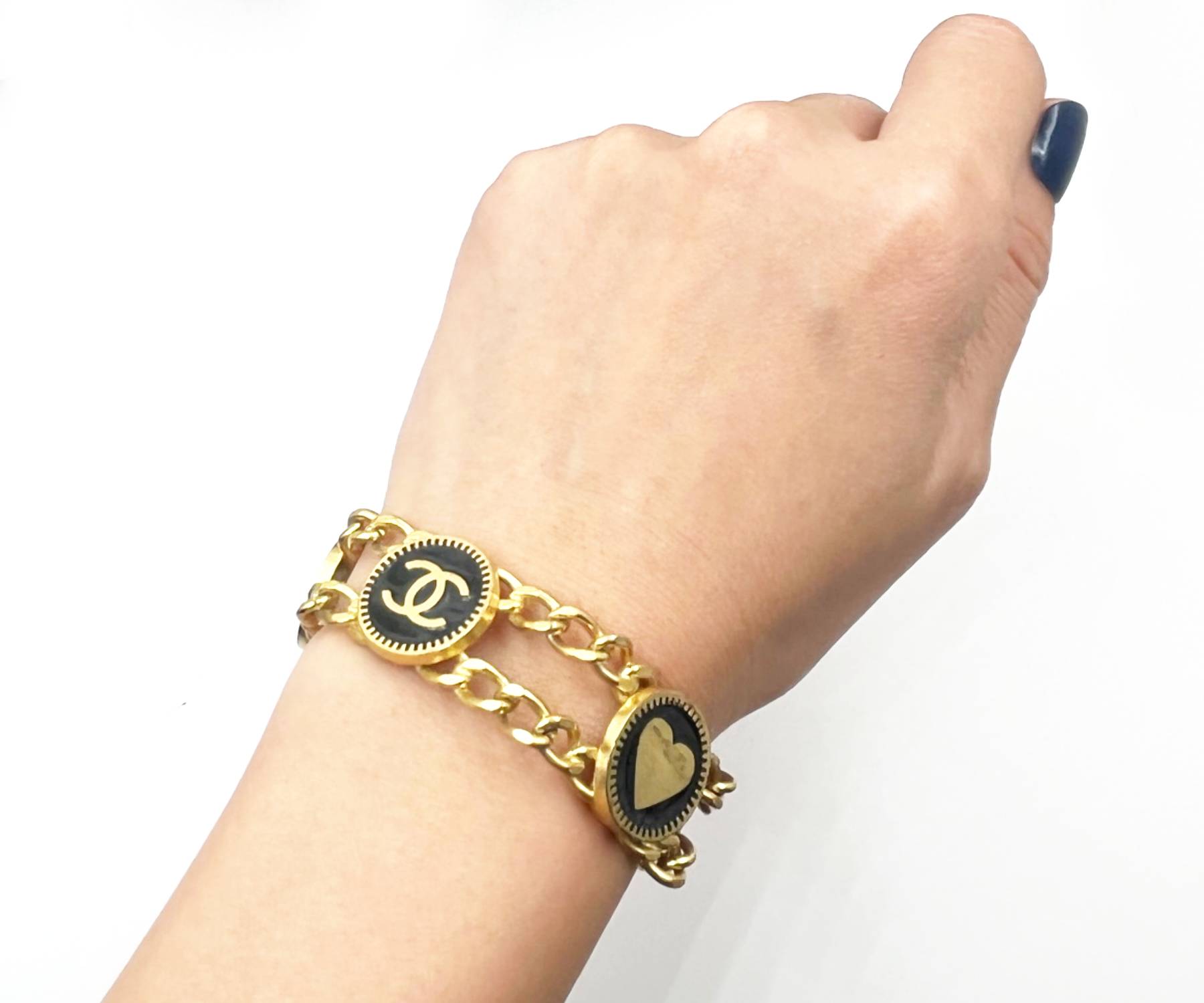Chanel Vintage Gold Plated CC Heart Star Black Coin Bracelet - Image 3