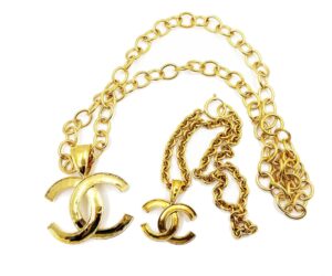 Chanel 2 Vintage Gold Plated CC Big Small Pendant Necklaces Set