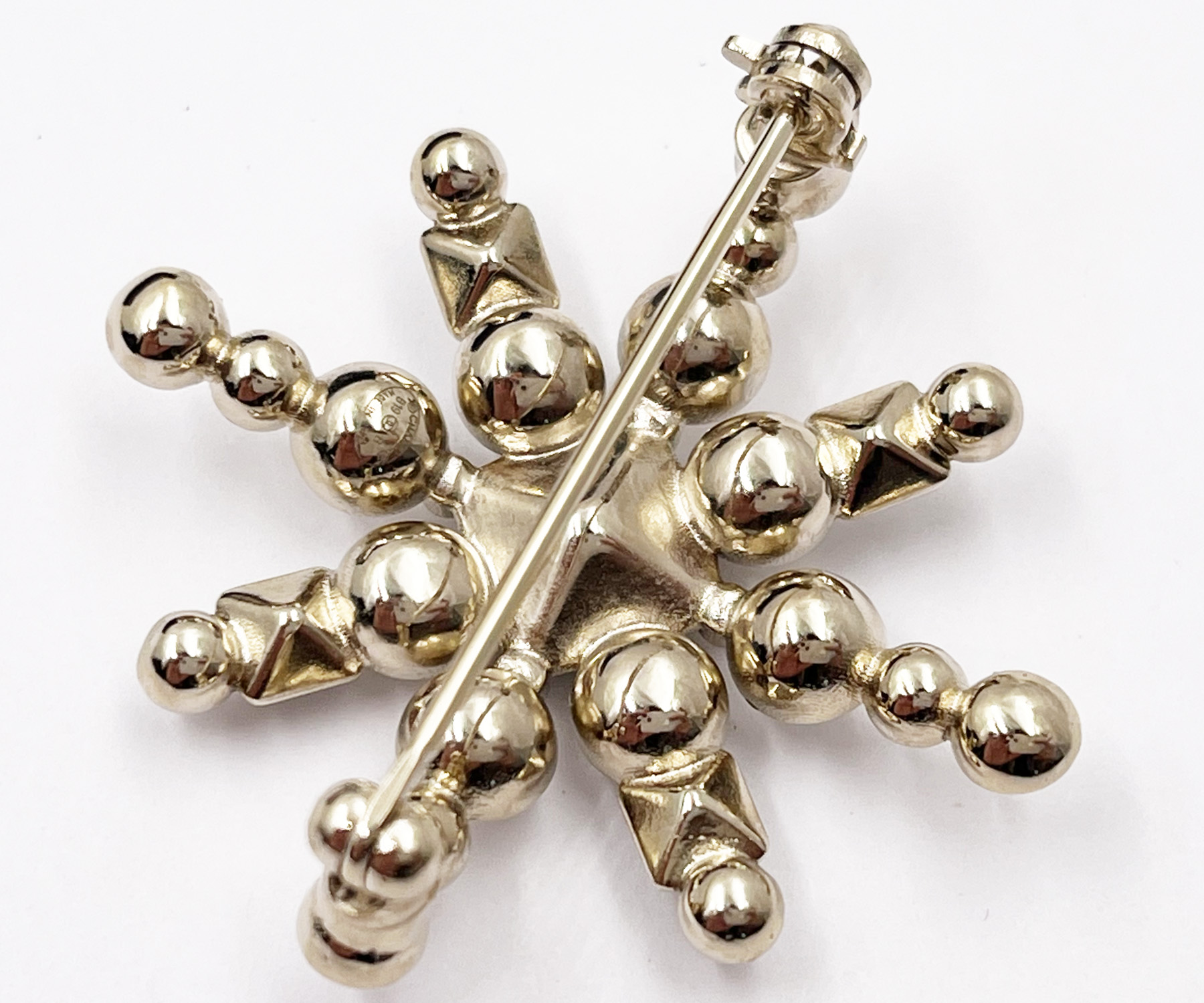 Chanel Gold CC Star Black Bead Pearl Crystal Small Brooch - Image 3