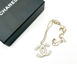 Wht Plaid Cc Gd Frame Nk 2