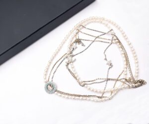 Gd Cc Crystal Blu Moon Pearl Multi Chain Nk 2