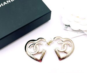 Lt Gd Cc Open Heart Piercin 2