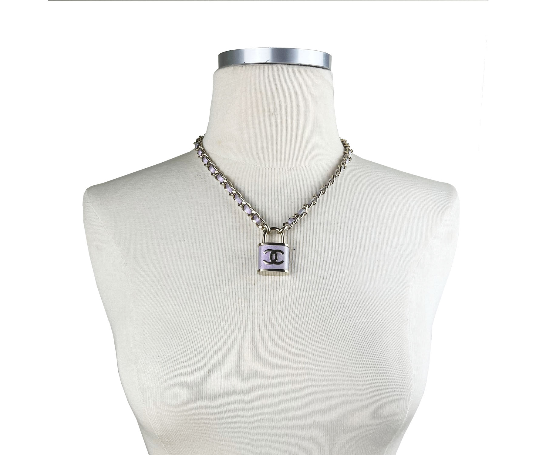 Lt Gd Cc Lavender Lock Chain Nk 3