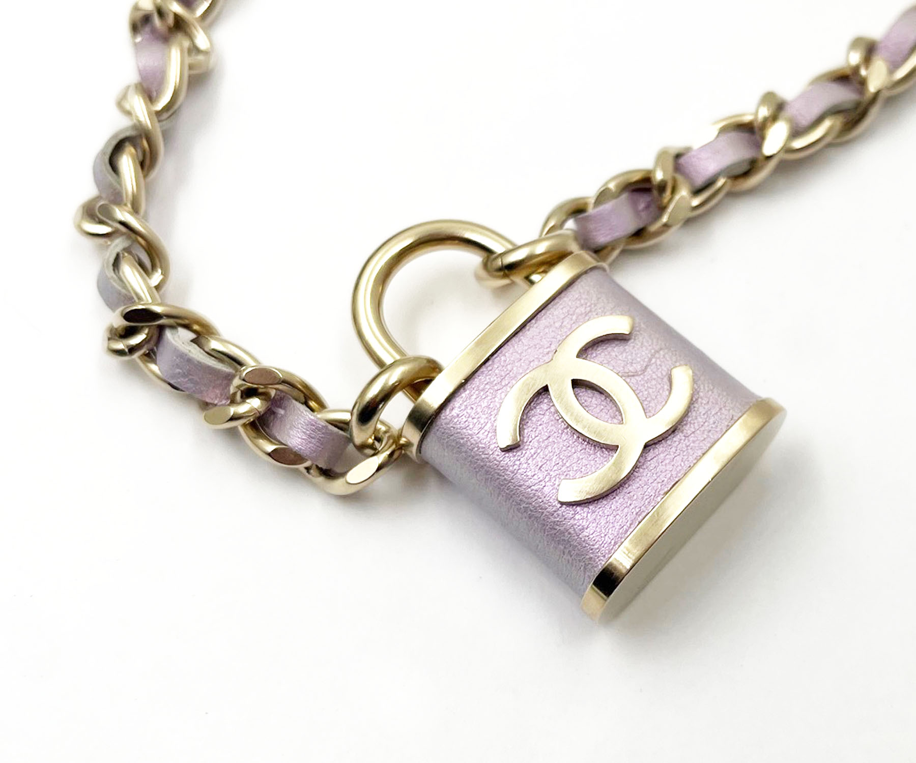 Lt Gd Cc Lavender Lock Chain Nk 4
