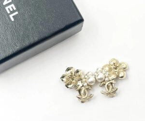 Gd Cc Flower Pearl Clip 2 Jpg