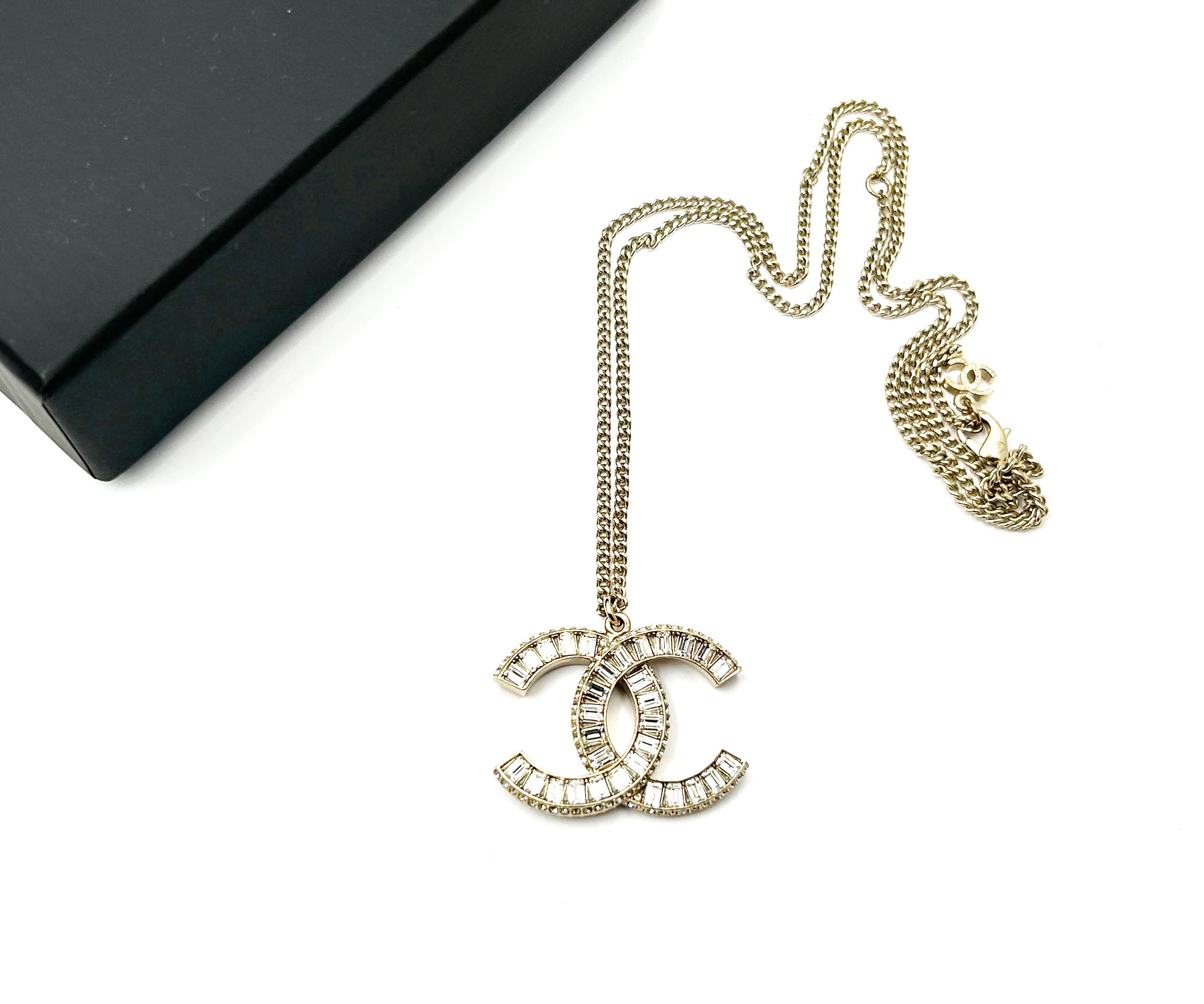 Gd Cc Baguette Crystal Pendant Nk 2