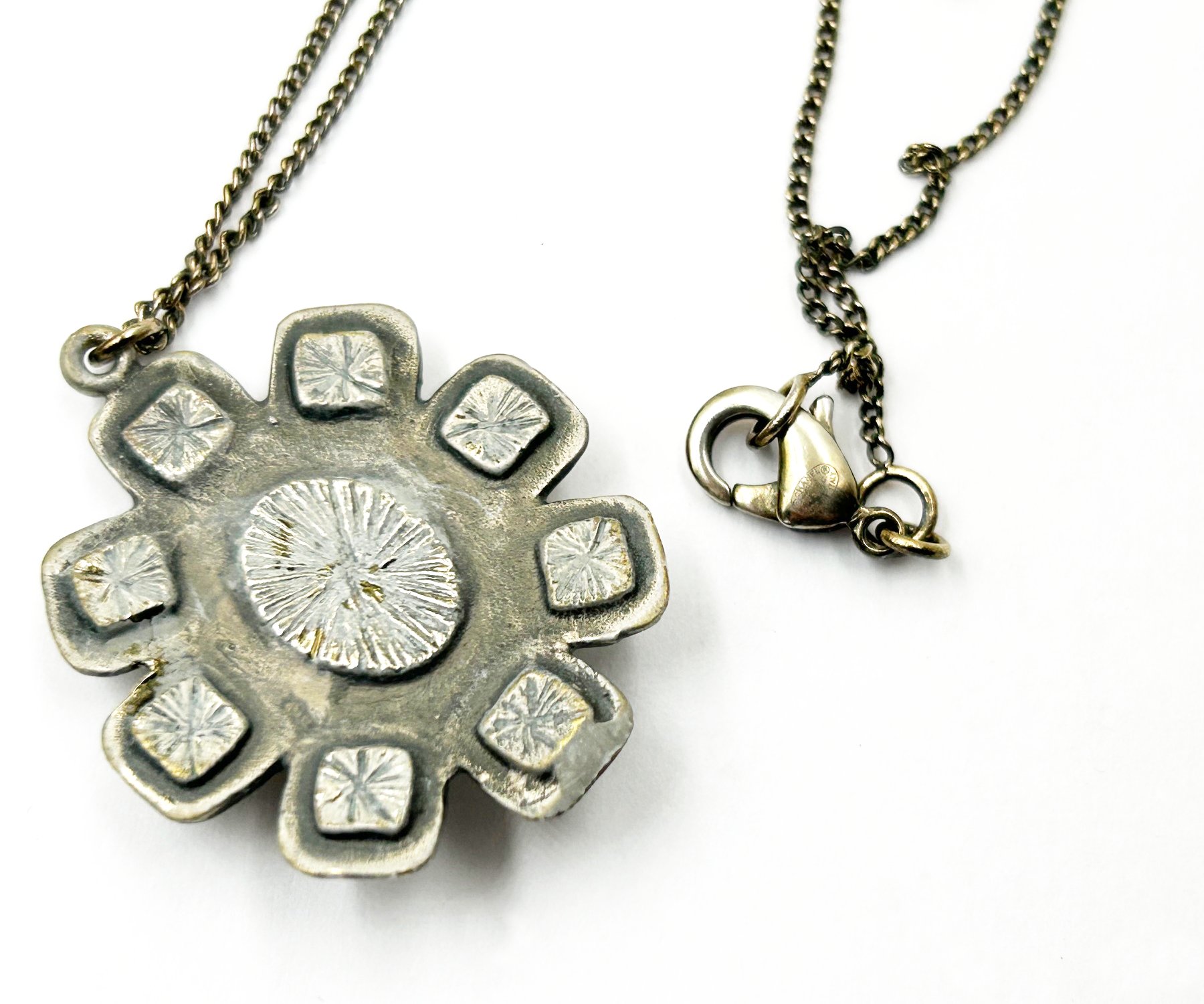 Rustic Cc Clear Stone Geo Flower Pendant Nk 3