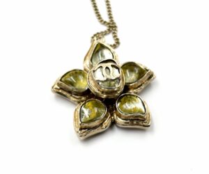 Gd Cc Crystal Flower Pendant Nk 2