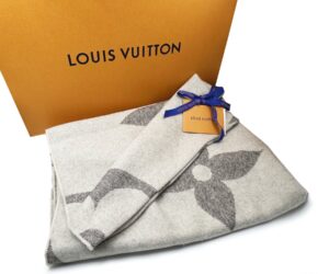 Lv Gry Giant Monogram Cashmere Scarf 2