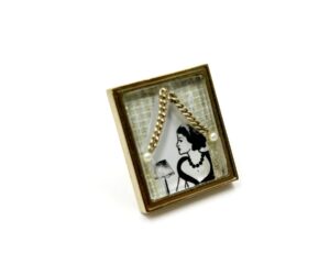 Gd Coco Frame Pin