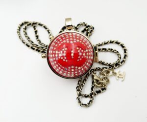 Red Round Cc Crystal Lg Locket Nk
