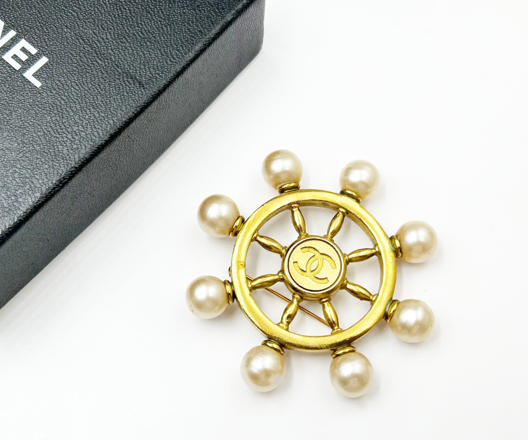 Vin Gp Cc Sailor Wheel Pearl Br