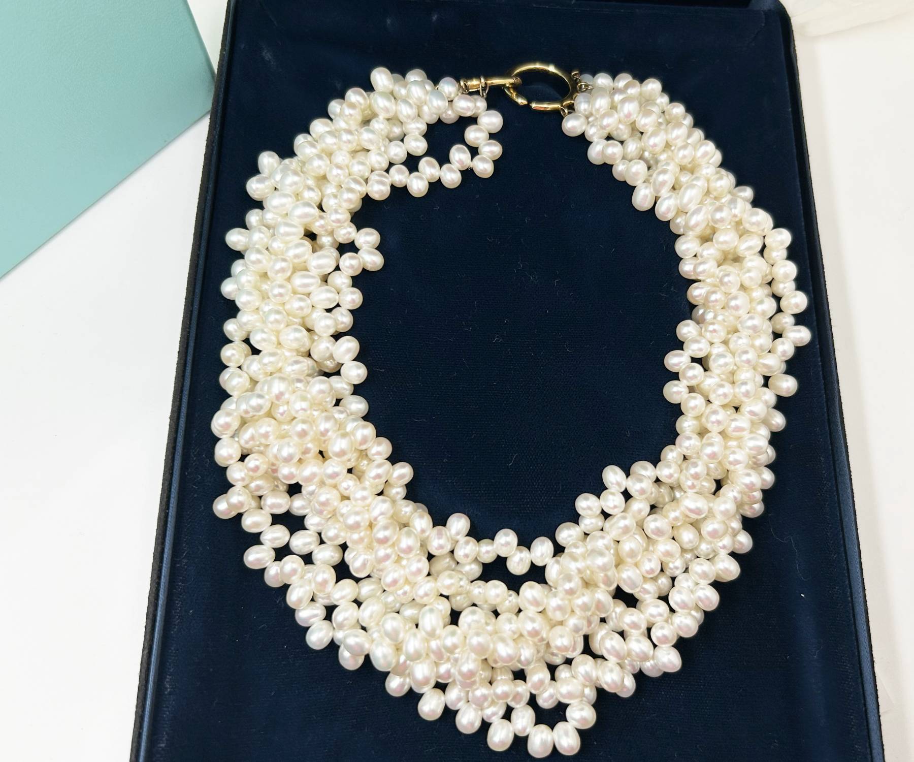 Tiff Vin 18k 8strands Choker