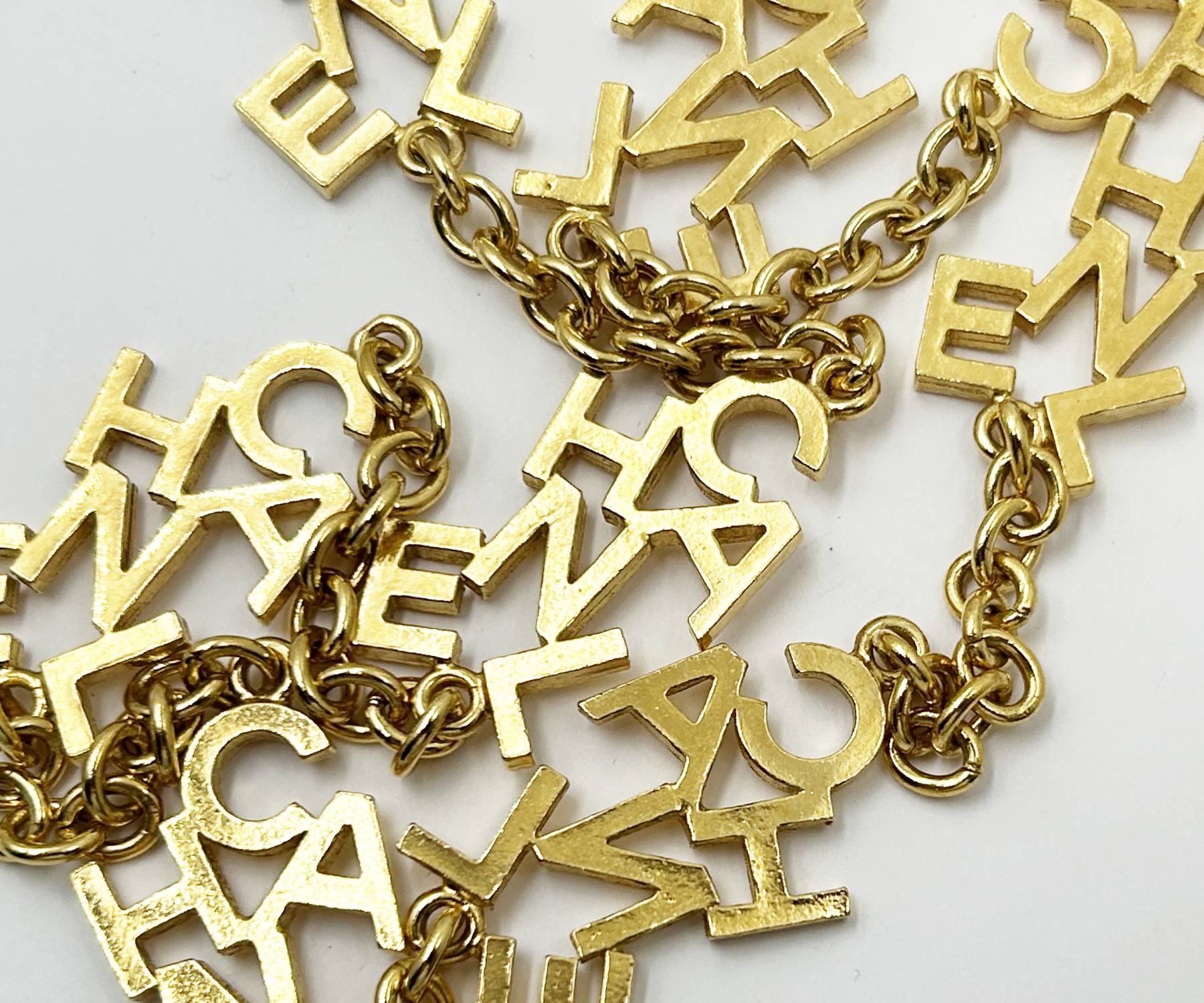 Vin Gp Cc Chanel Letter Lg