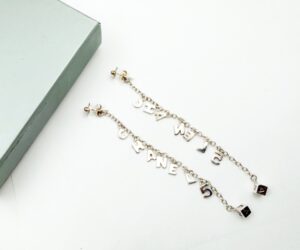 Sil Letter Dice Lg Piercin