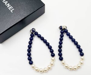Sil Cc Blu Bead Pearl Loop Magnetic Earrings
