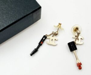 Vin Rare Gp Cc Nail Brush Mascara Piercin