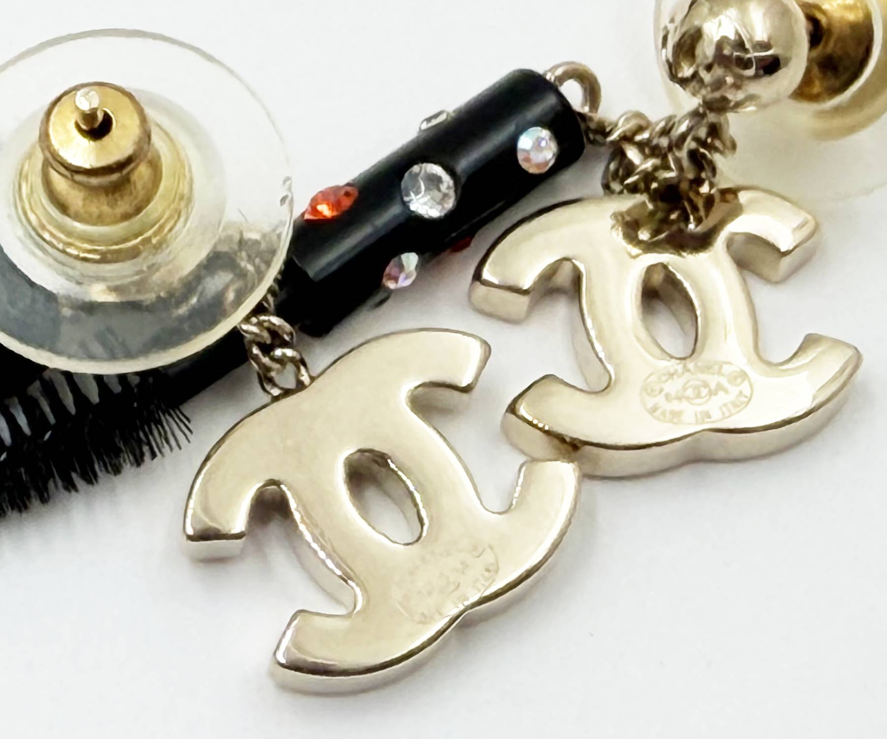 Vin Rare Gp Cc Nail Brush Mascara Piercin