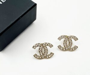 Gd Cc Frame Round Crystal Lg Piercin