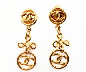 Vin Gp Cc Round Twisted Cross Cc Round Dangle Clip