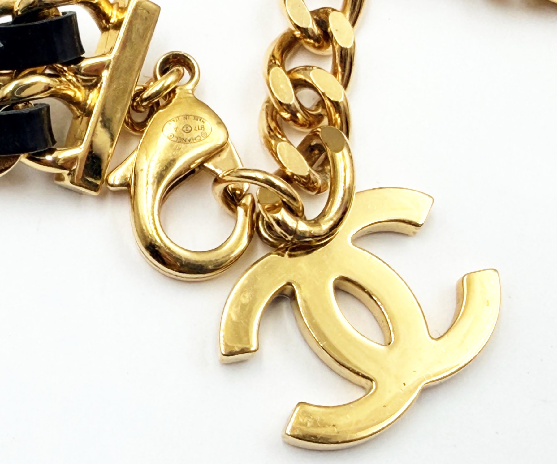 Gp Cc Key Blk Crystal Double Leather Chain Nk