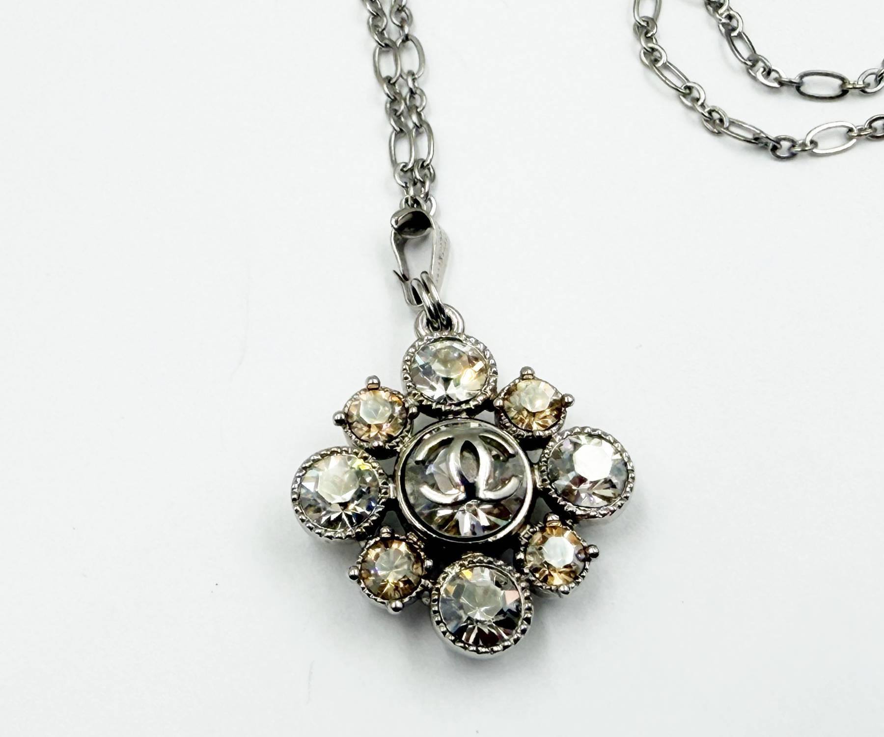 Sil Cc Crystal Argyle Pendant Nk