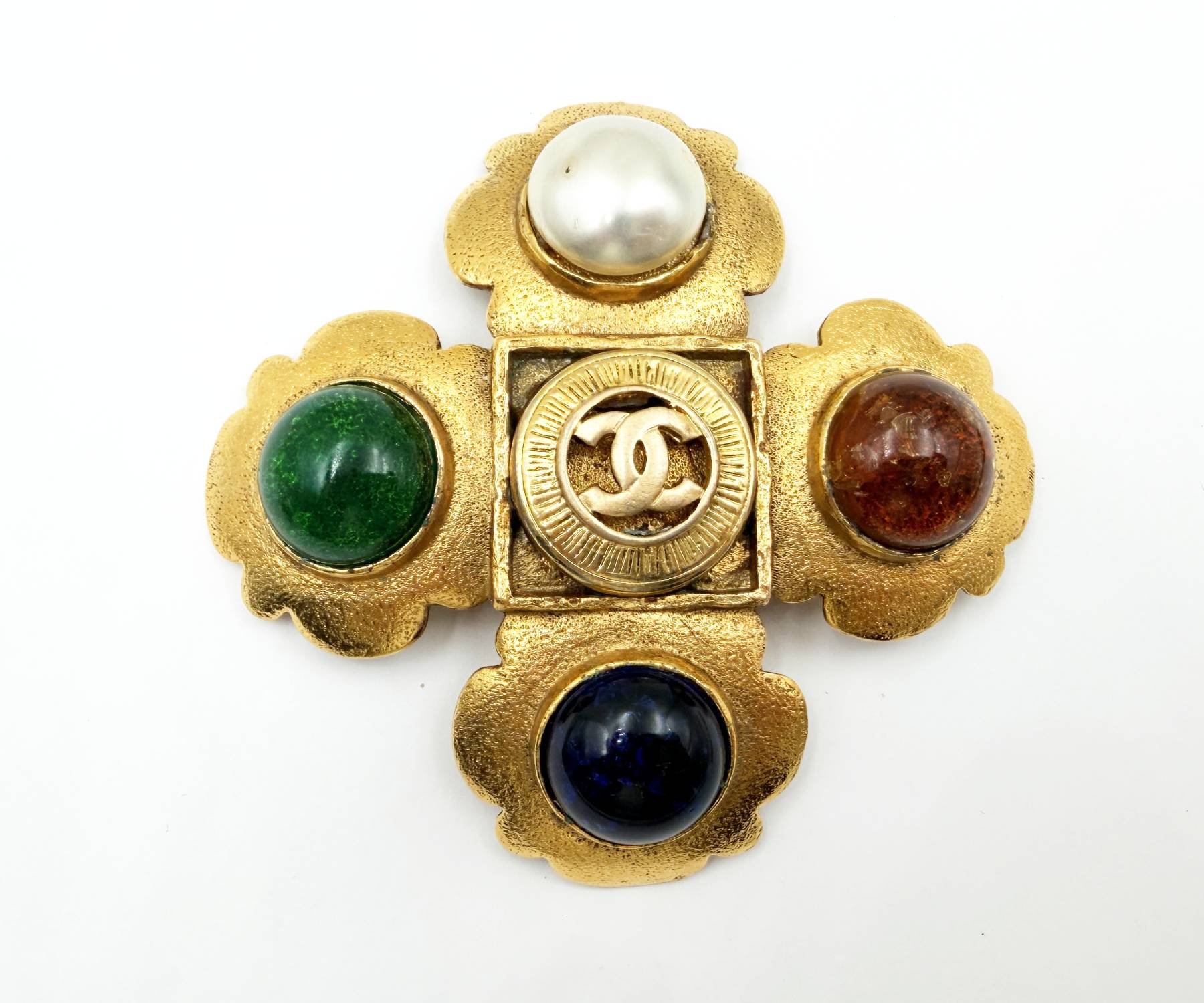 Vin Gp Cc Pearl Stone Cross Lg Br Pendant Nk