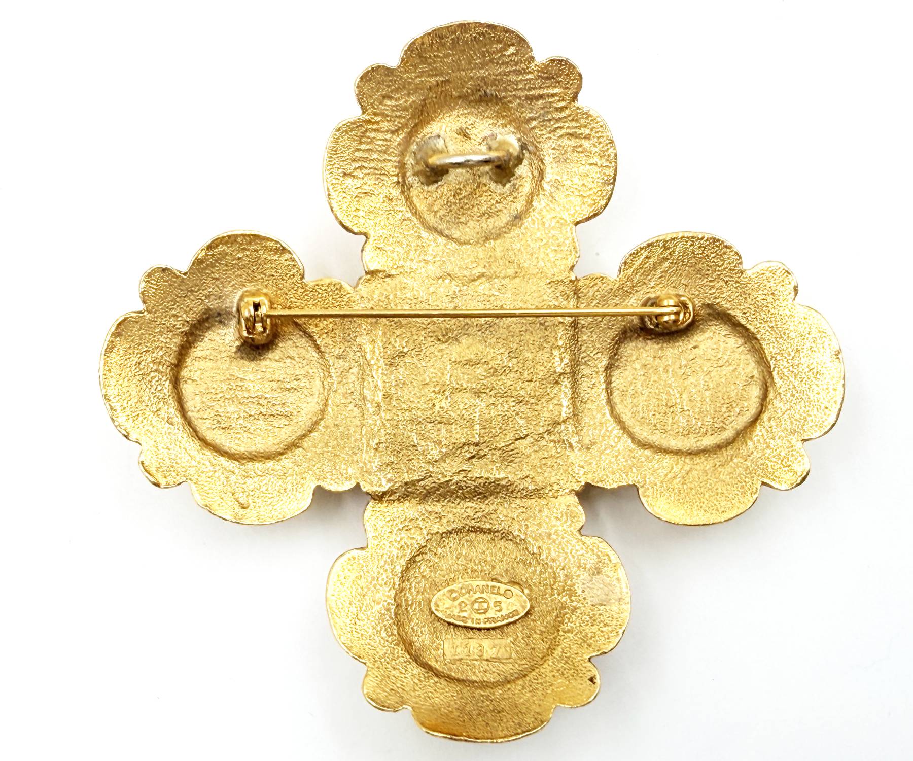 Vin Gp Cc Pearl Stone Cross Lg Br Pendant Nk