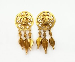 Vin Gp Cc Filigree Round Spear Dangle Clip