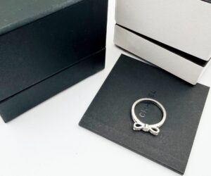 Chanel Fine Jewelry 18k Wg Diamond Ruben Ribbon Ring